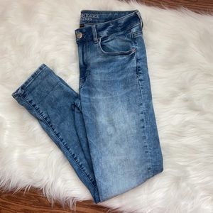 American Eagle Super Stretchy Skinny Jeans Sz 6